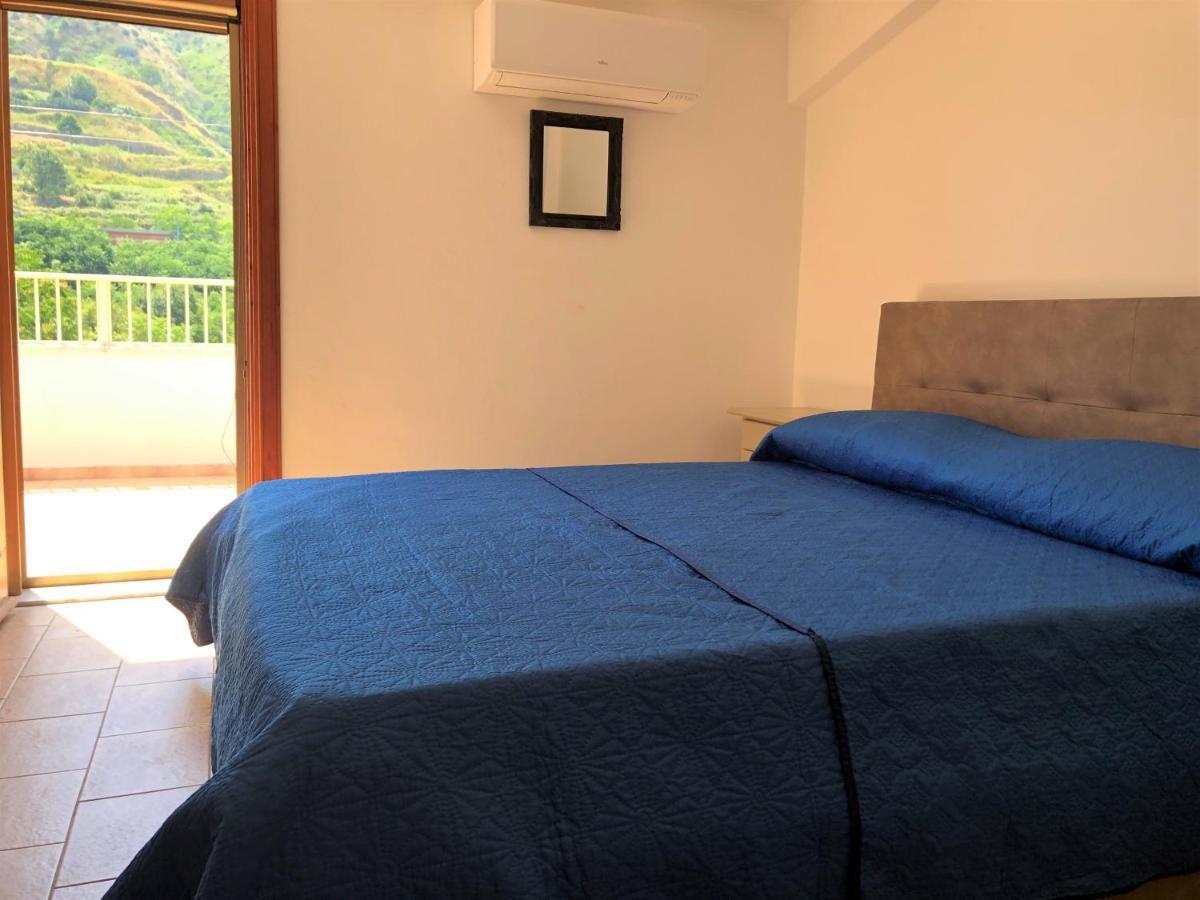 Appartement Penthouse Mare E Monti à Tropea Extérieur photo